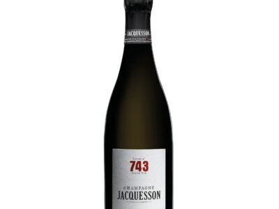 bottiglia di champagne jacquesson cuvee 743