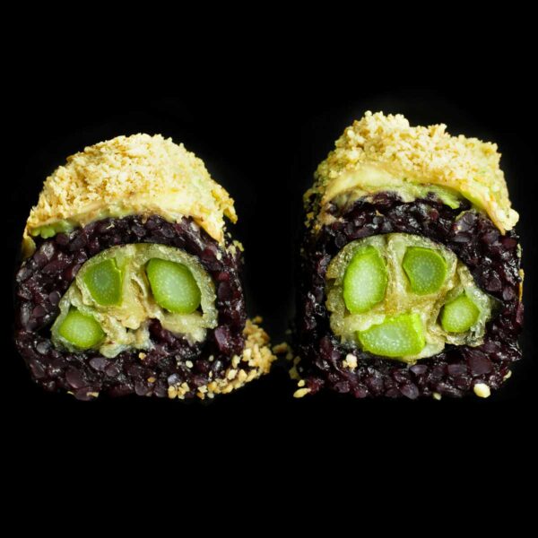 maki vegetariano con asparagi