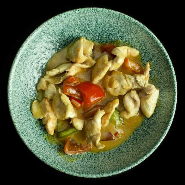 Pollo al curry e latte di cocco