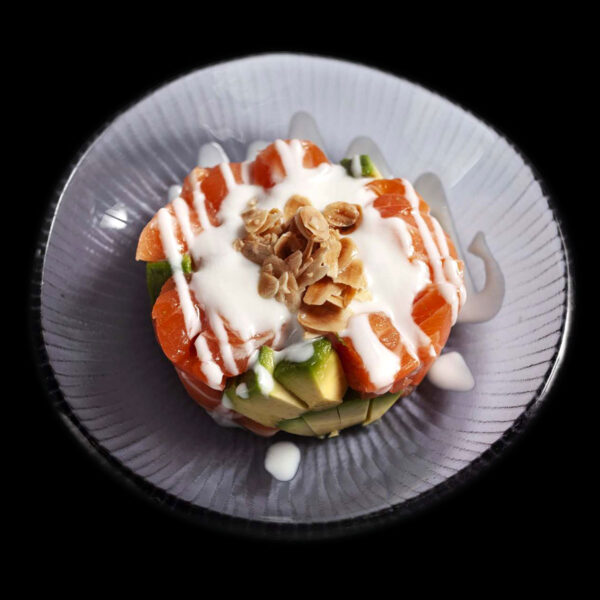 tartare yurei di salmone a dadini